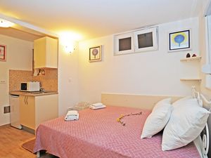 24058181-Ferienwohnung-2-Dubrovnik-300x225-5