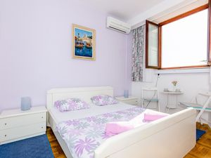 24058212-Ferienwohnung-2-Dubrovnik-300x225-5