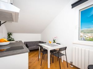 24058240-Ferienwohnung-4-Dubrovnik-300x225-3