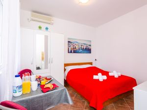 24058245-Ferienwohnung-2-Dubrovnik-300x225-1