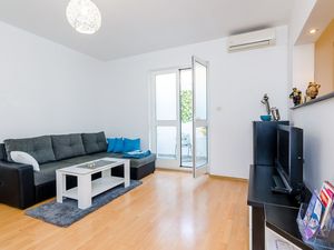 24058266-Ferienwohnung-4-Dubrovnik-300x225-2