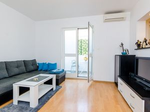 24058266-Ferienwohnung-4-Dubrovnik-300x225-4