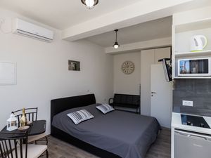 24058313-Ferienwohnung-2-Dubrovnik-300x225-3