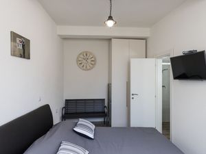 24058313-Ferienwohnung-2-Dubrovnik-300x225-5