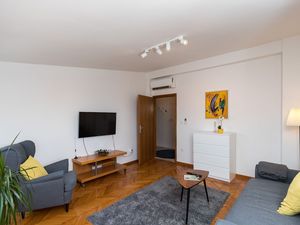 24058325-Ferienwohnung-4-Dubrovnik-300x225-1