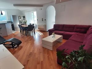 24058437-Ferienwohnung-6-Dubrovnik-300x225-3