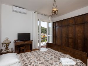 24058456-Ferienwohnung-4-Dubrovnik-300x225-5