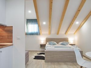 24058471-Ferienwohnung-2-Dubrovnik-300x225-5