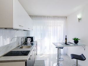 24058482-Ferienwohnung-2-Dubrovnik-300x225-4