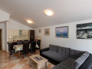 24058492-Ferienwohnung-6-Dubrovnik-300x225-1