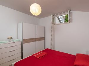 24058492-Ferienwohnung-6-Dubrovnik-300x225-5