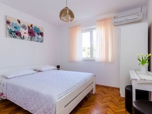 24059107-Ferienwohnung-2-Dubrovnik-300x225-2