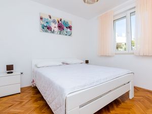 24059107-Ferienwohnung-2-Dubrovnik-300x225-4