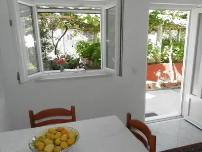 DiningRoom