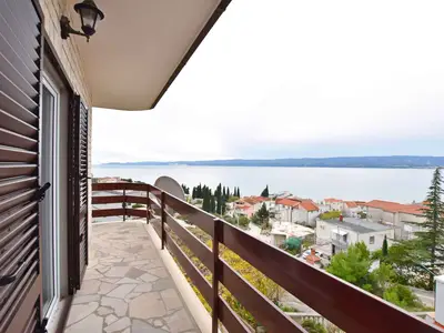 Ferienwohnung für 6 Personen (100 m²) in Duće 1/10