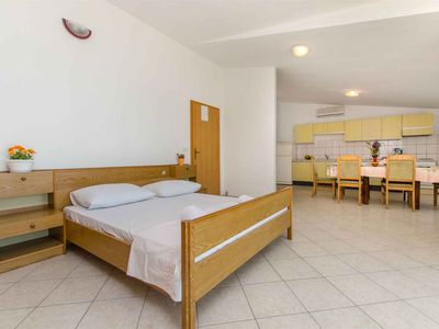 Ferienwohnung für 10 Personen (160 m²) in Duće 5/10