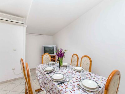 Ferienwohnung für 10 Personen (160 m²) in Duće 9/10