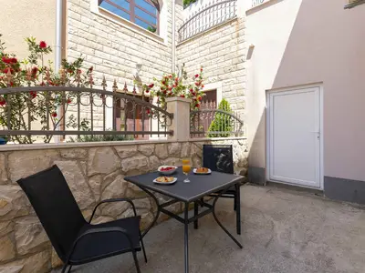 Ferienwohnung für 4 Personen (35 m²) in Duće 2/10