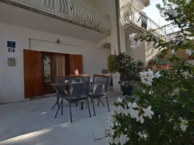 Ferienwohnung für 4 Personen (54 m²) in Duće 4/10