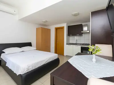 Ferienwohnung für 2 Personen (18 m²) in Duće 10/10