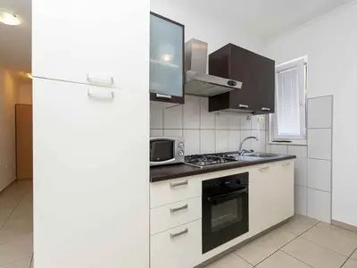 Ferienwohnung für 4 Personen (45 m²) in Duće 3/10