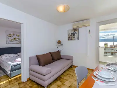 Ferienwohnung für 4 Personen (35 m²) in Dugi Rat 9/10