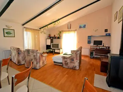 Ferienwohnung für 7 Personen in Jesenice 4/10