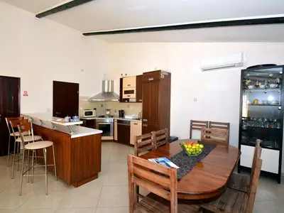 Ferienwohnung für 7 Personen in Jesenice 6/10