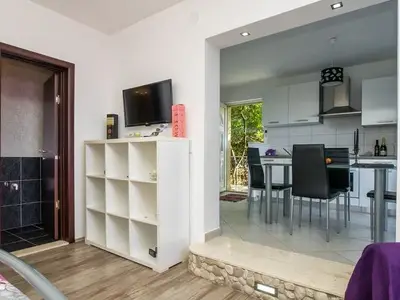 Ferienwohnung für 3 Personen in Jesenice 8/10