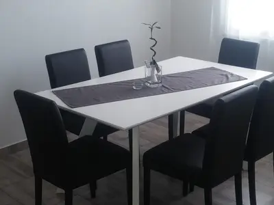 Ferienwohnung für 6 Personen in Jesenice 9/10