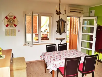 Ferienwohnung für 5 Personen in Jesenice 3/10
