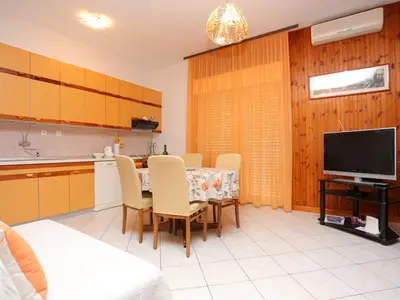 Ferienwohnung für 5 Personen in Jesenice 10/10