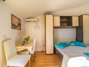 Ferienwohnung für 2 Personen (16 m²) in Dugi Rat