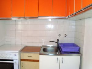 18323927-Ferienwohnung-11-Dugi Rat-300x225-5