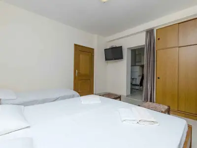 Ferienwohnung für 3 Personen (24 m²) in Duće 4/10