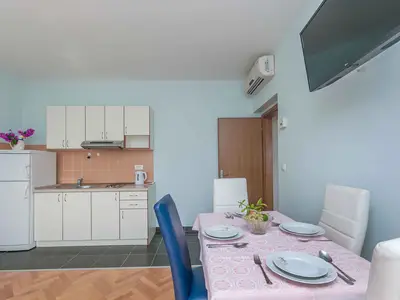 Ferienwohnung für 4 Personen (40 m²) in Duće 9/10