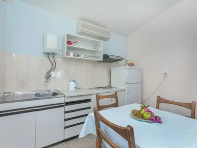 Ferienwohnung für 3 Personen (36 m²) in Duće 10/10