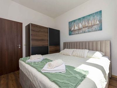 Ferienwohnung für 4 Personen (57 m²) in Dugi Rat 2/10