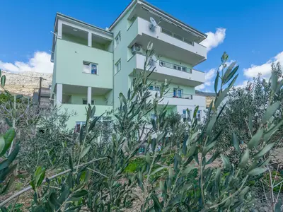 Ferienwohnung für 6 Personen (55 m²) in Dugi Rat 2/10