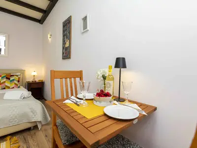 Ferienwohnung für 2 Personen (25 m²) in Jesenice 7/10