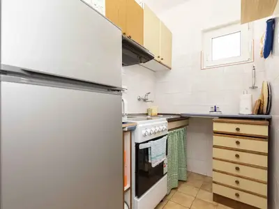 Ferienwohnung für 4 Personen (40 m²) in Dugi Rat 7/10
