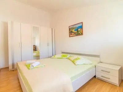 Ferienwohnung für 5 Personen (50 m²) in Dugi Rat 5/10