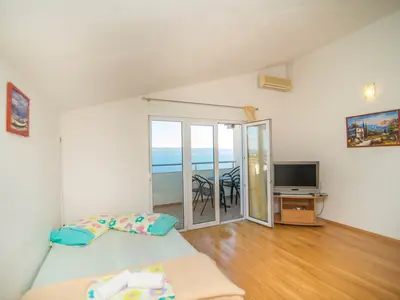 Ferienwohnung für 5 Personen (50 m²) in Dugi Rat 8/10