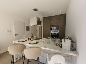 23969122-Ferienwohnung-2-Duingt-300x225-4