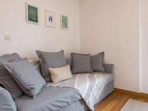 21638913-Ferienwohnung-8-Duingt-300x225-1