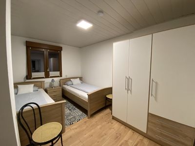 Schlafzimmer mit 2 Einzelbetten