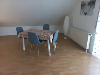 Essplatz vor Balkontür