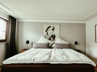 BEDROOM, INSIDE