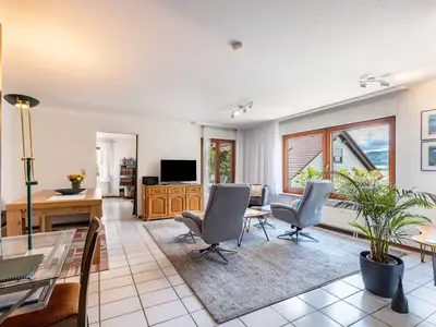 Photo, INSIDE, OUTSIDE