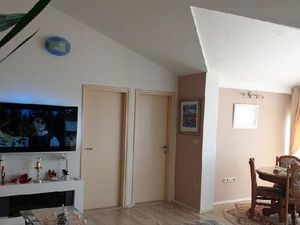 23312075-Ferienwohnung-6-Duće-300x225-5